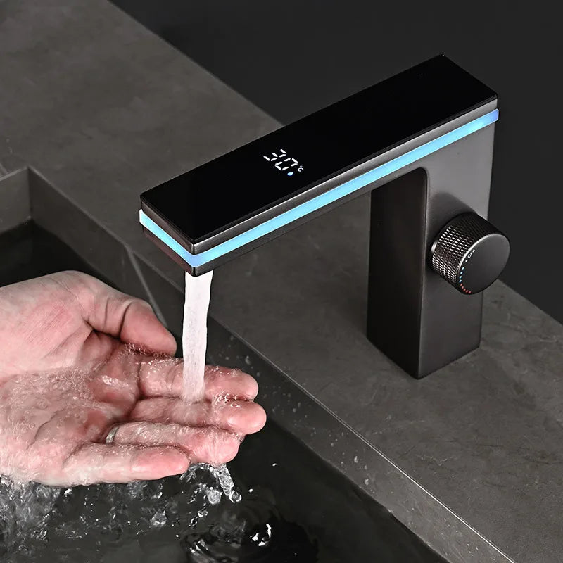 Mitigeur de Lavabo en Laiton avec Affichage Digital & LED Intelligente