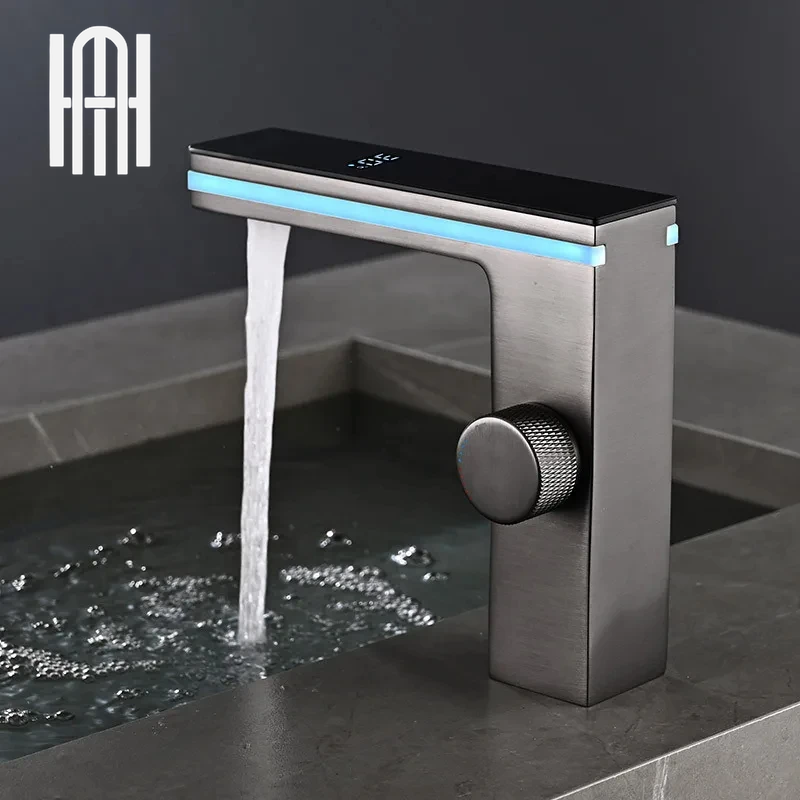 Mitigeur de Lavabo en Laiton avec Affichage Digital & LED Intelligente